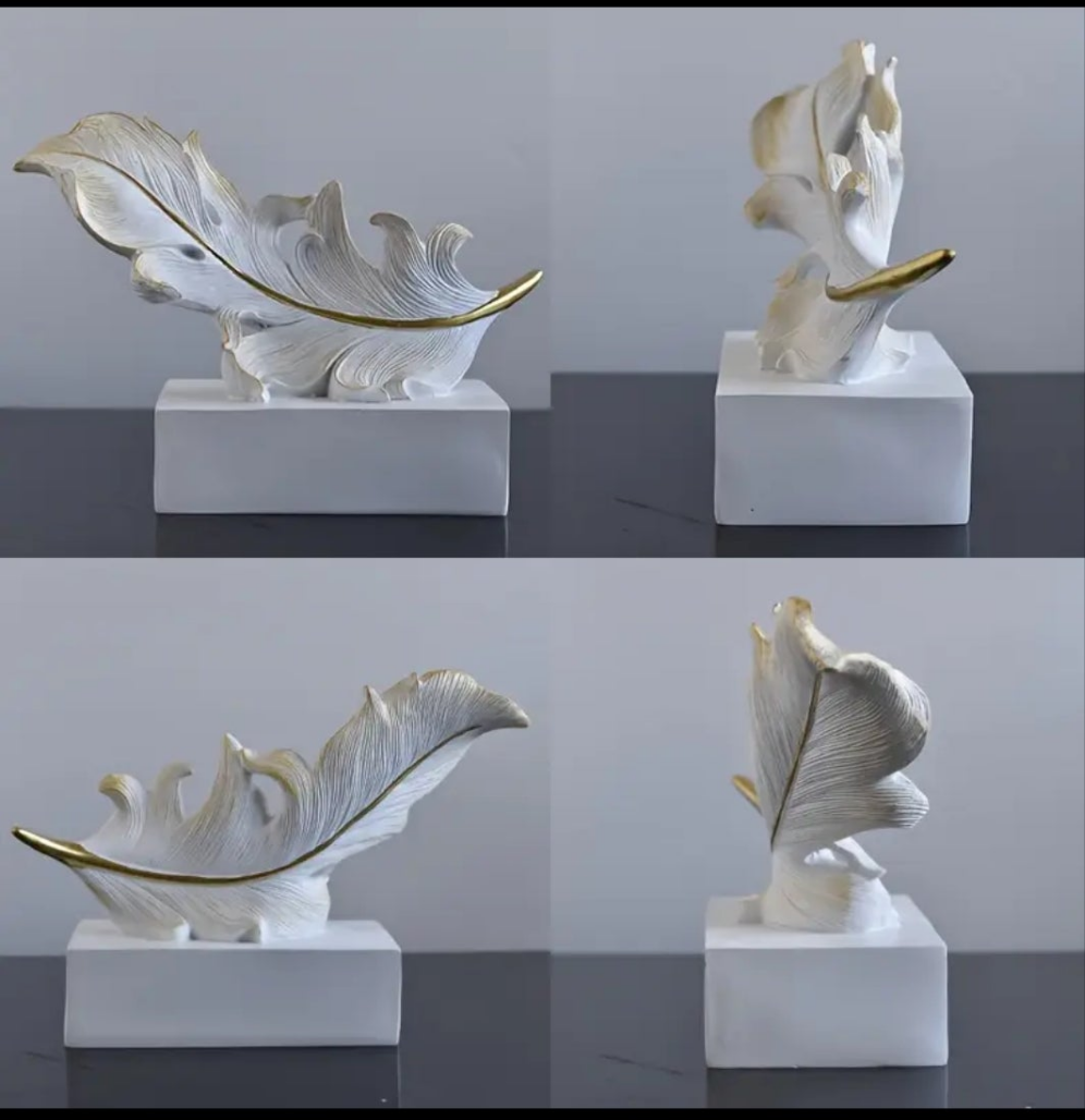 1pc 19.99 cm High Resin Feather Statue Ornaments