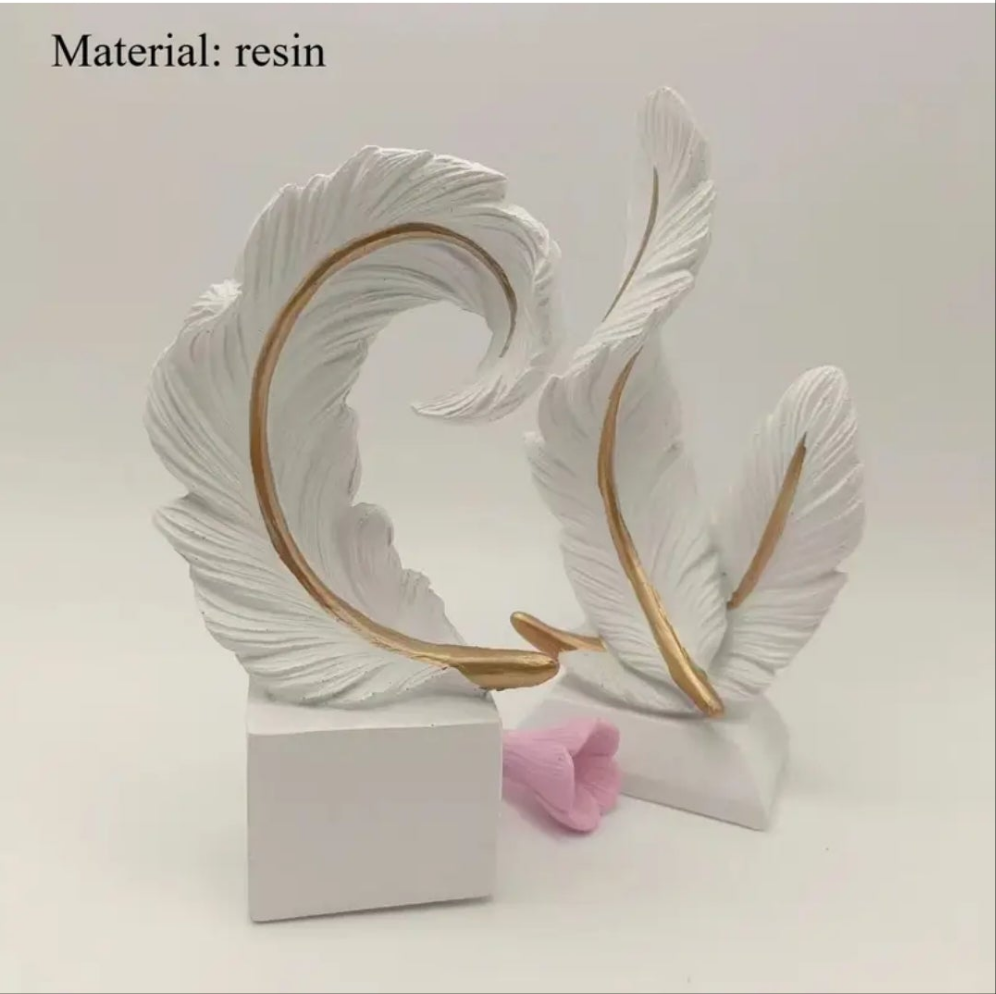 High-end Art Feather Ornament