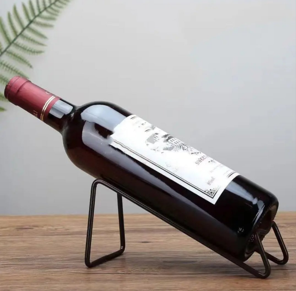 Art Light Luxury Wine Rack