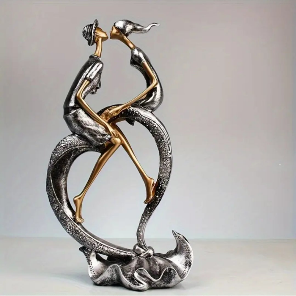 1pc Romantic Couple Sculpture, Resin Craft, Decorative Art Piece
