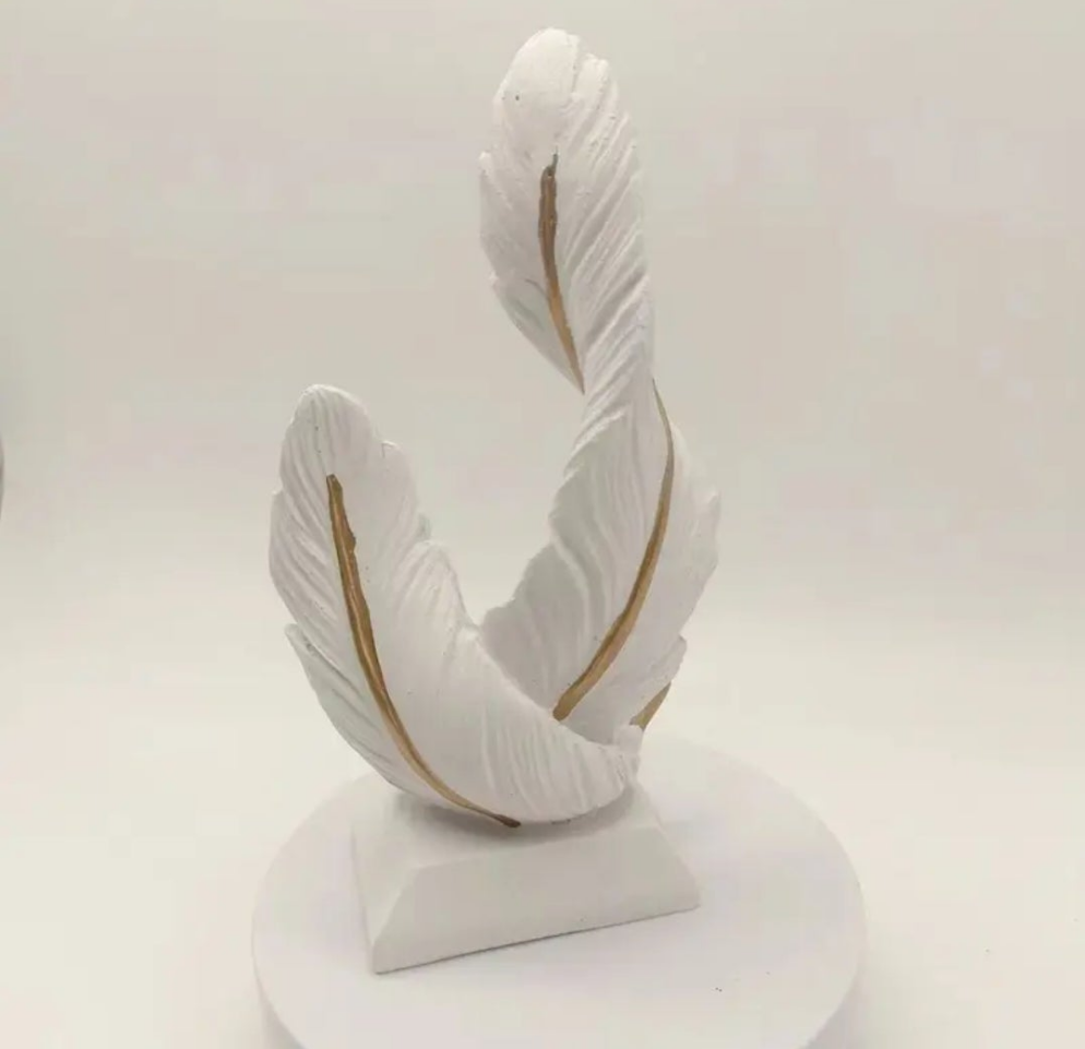 High-end Art Feather Ornament