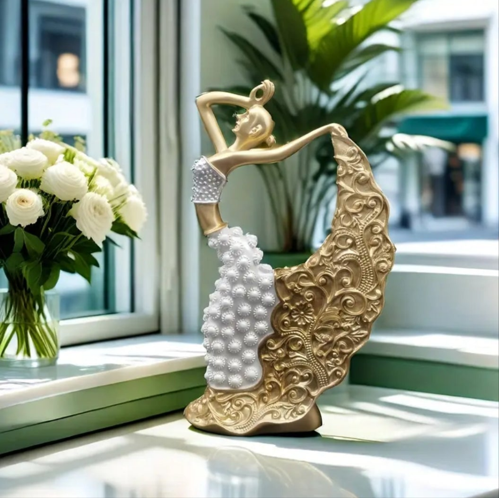 1pc, Dancer Sculpture, Girl Dancing Peacock