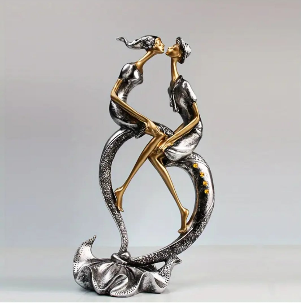 Romantic Couple Sculpture