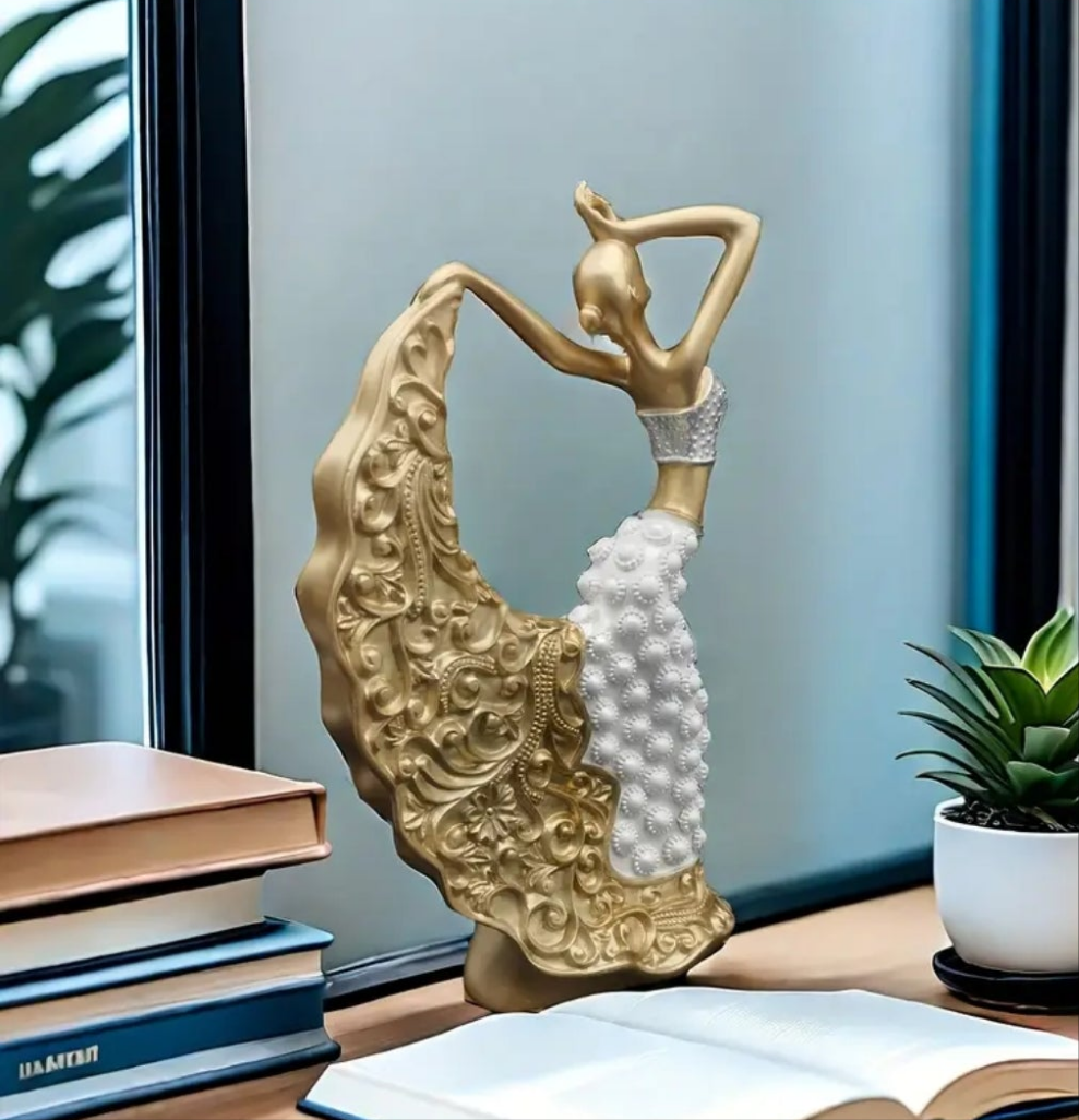 1pc, Dancer Sculpture, Girl Dancing Peacock