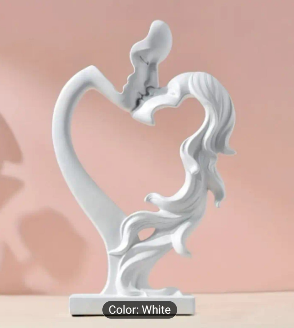 1pc Kissing Love Sculpture Ornament, Couple Home Love Resin Ornaments.