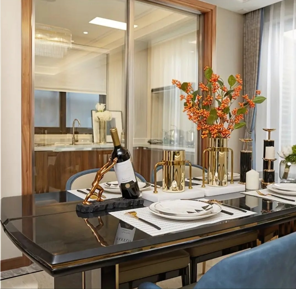 An Elegant European-Style Resin Figure Wine Rack