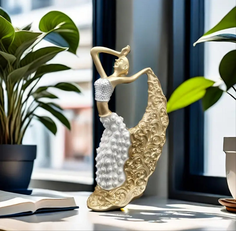 1pc, Dancer Sculpture, Girl Dancing Peacock