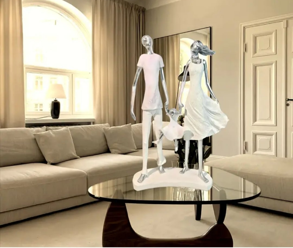 1pc Abstract Figure Statue 14.17 inches A happy family of three pure handmade sculpture art home decoration length, width and height 26.8 * 13.9 * 36cm