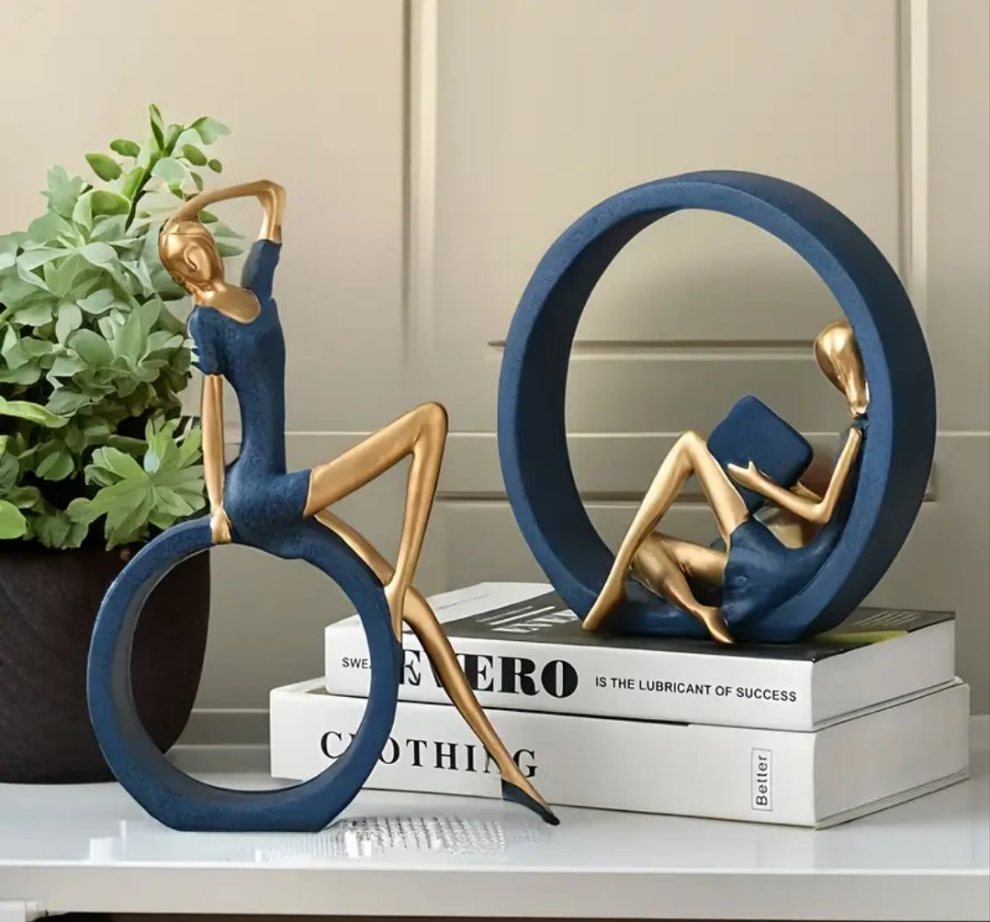 1 Smart Woman And Reading Girl Statue -Blue
