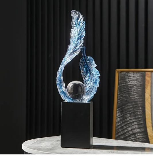 1pc Light Luxury Premium Feeling Transparent Resin Decorative Statue