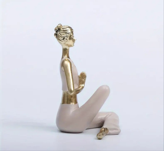 1 Elegant Resin Yoga Art Figures - Abstract Meditation