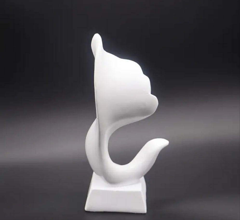 1pc Nordic Simple White Angel Love Sculpture