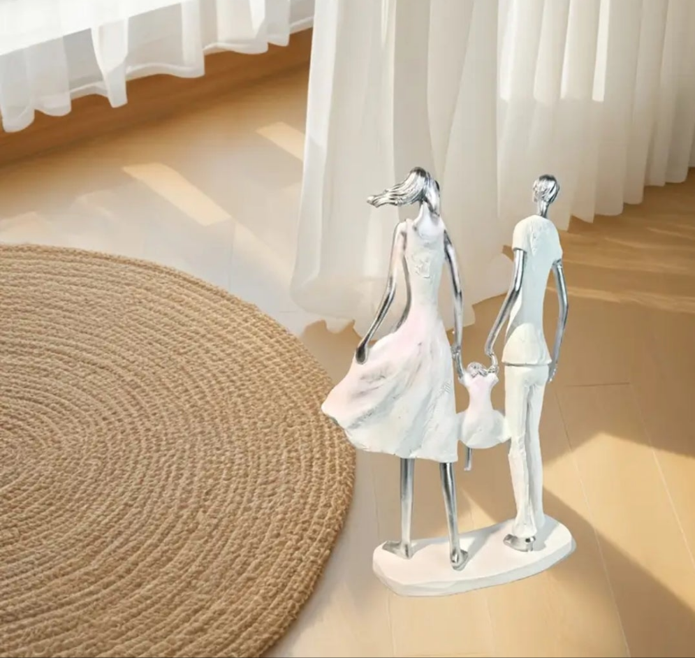 1pc Abstract Figure Statue 14.17 inches A happy family of three pure handmade sculpture art home decoration length, width and height 26.8 * 13.9 * 36cm