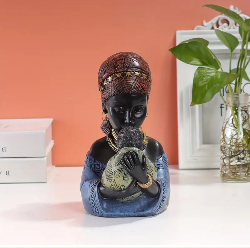 Elegant African Mother and Youngsters Figurine